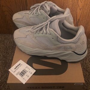 YEEZY SALT